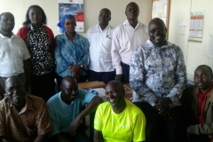 Mešak s absolventy svého kurzu pro vedoucí