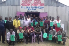 Mešak s absolventy svého semináře